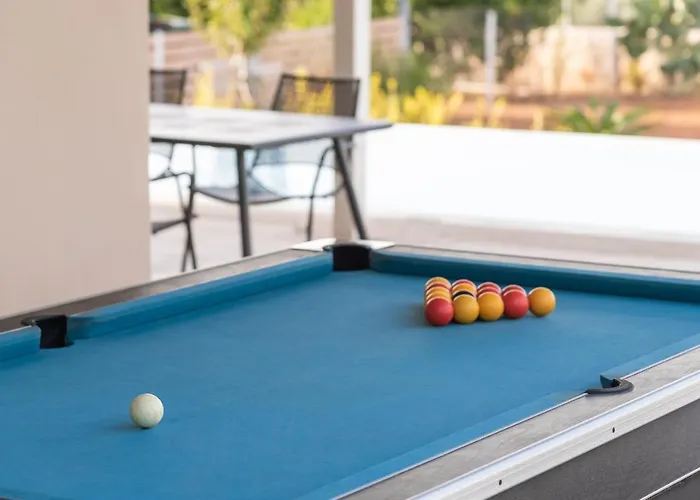 Alba Bianca Villa, Family Retreat With Heated Pool By Thinkvilla Hersonissos (Crete)