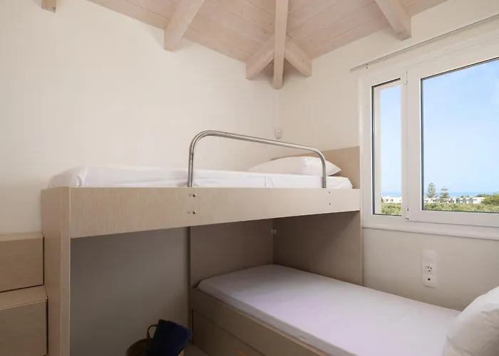 Alba Bianca Villa, Family Retreat With Heated Pool By Thinkvilla Hersonissos (Crete)