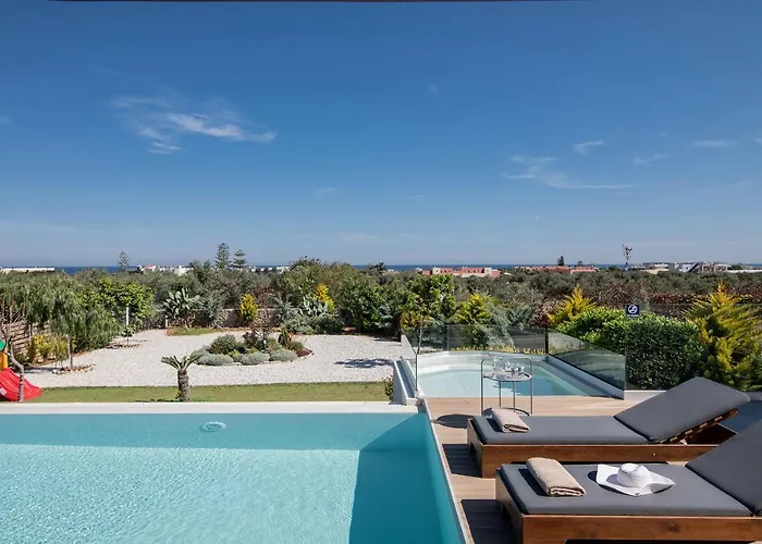 Alba Bianca Villa, Family Retreat With Heated Pool By Thinkvilla * Hersonissos (Crete)