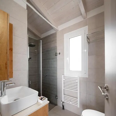 Alba Bianca Villa, Family Retreat With Heated Pool By Thinkvilla