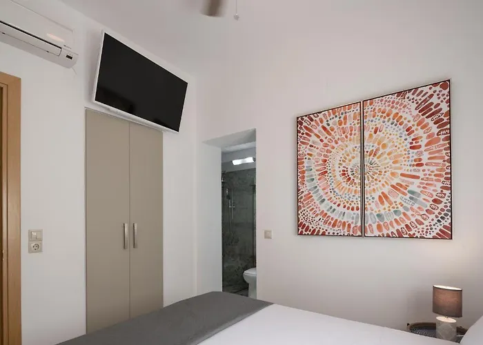 Alba Bianca Villa, Family Retreat With Heated Pool By Thinkvilla ヴィラ