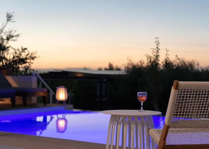 فيلة Alba Bianca Villa, Family Retreat With Heated Pool By Thinkvilla خيرسونِسوس