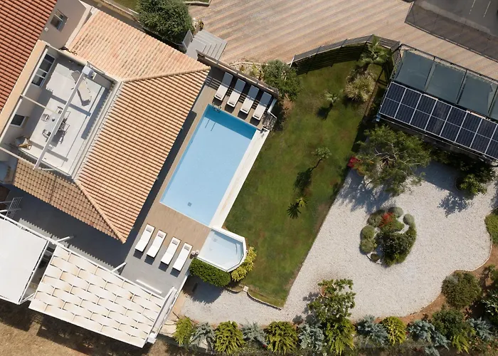 Alba Bianca Villa, Family Retreat With Heated Pool By Thinkvilla فيلة